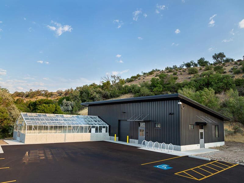 algae processing and products facility