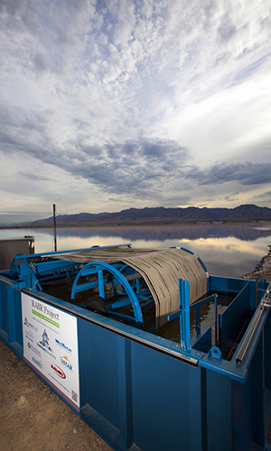 Harvesting Algae contraption